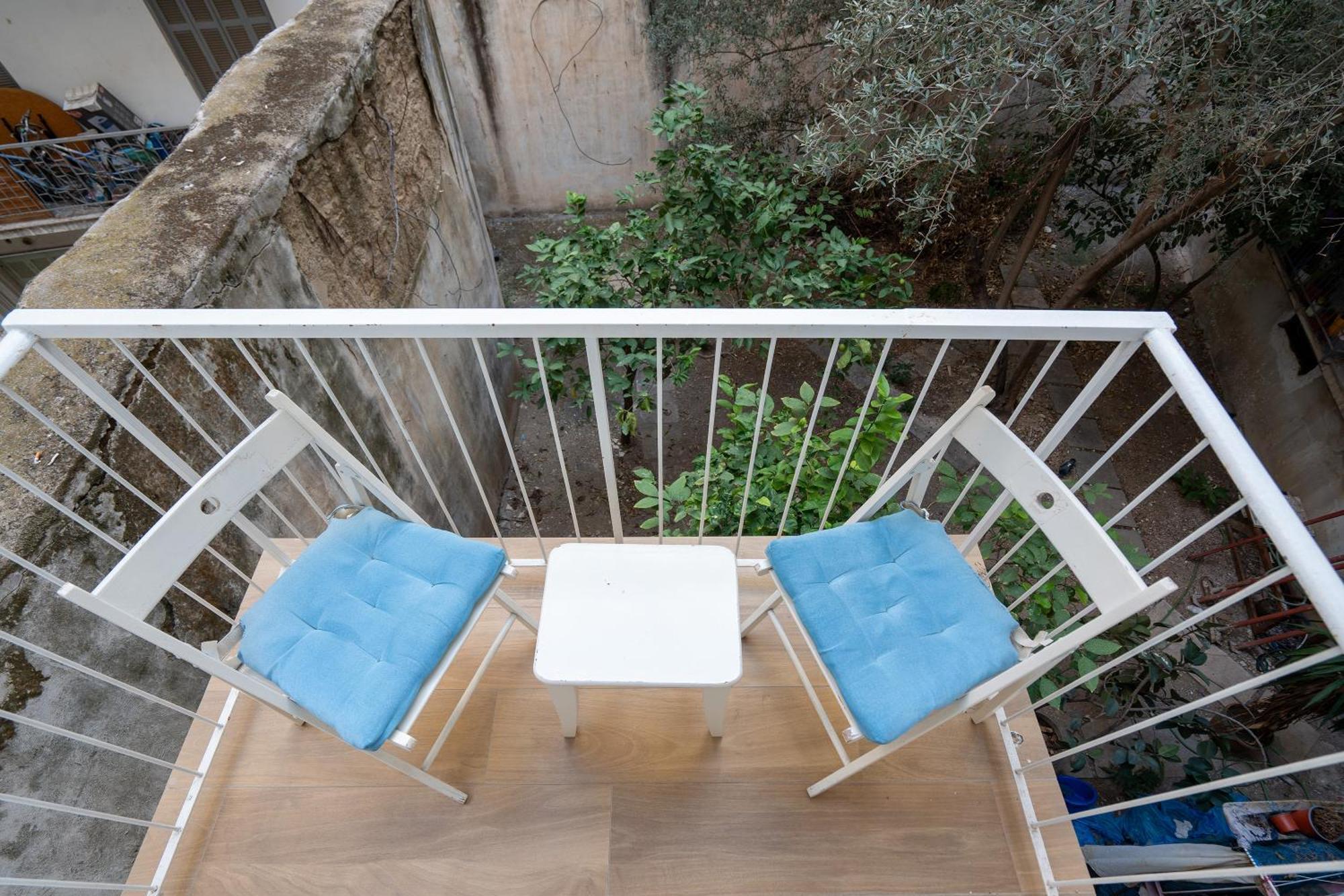 Vibrant & Cozy Apt In Athènes Extérieur photo
